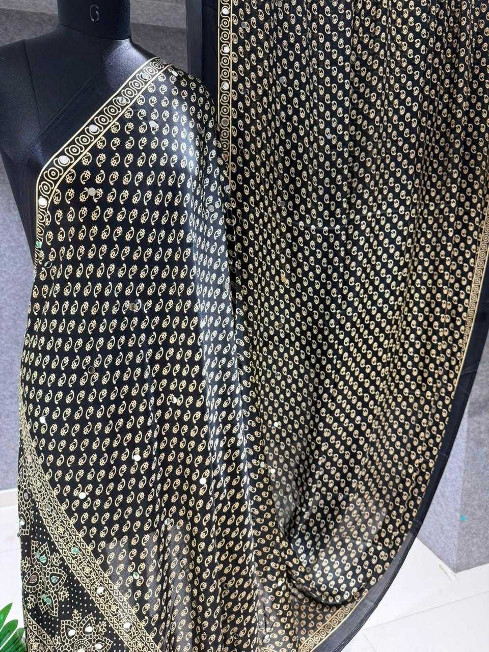 Gajji Silk Mirror Work Saree