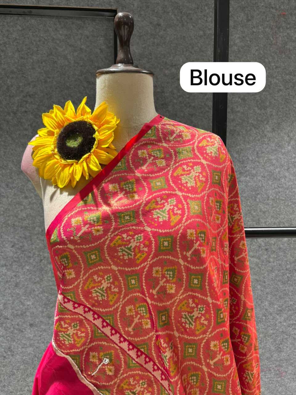 Bhuvika Banarasi Soft Silk Saree