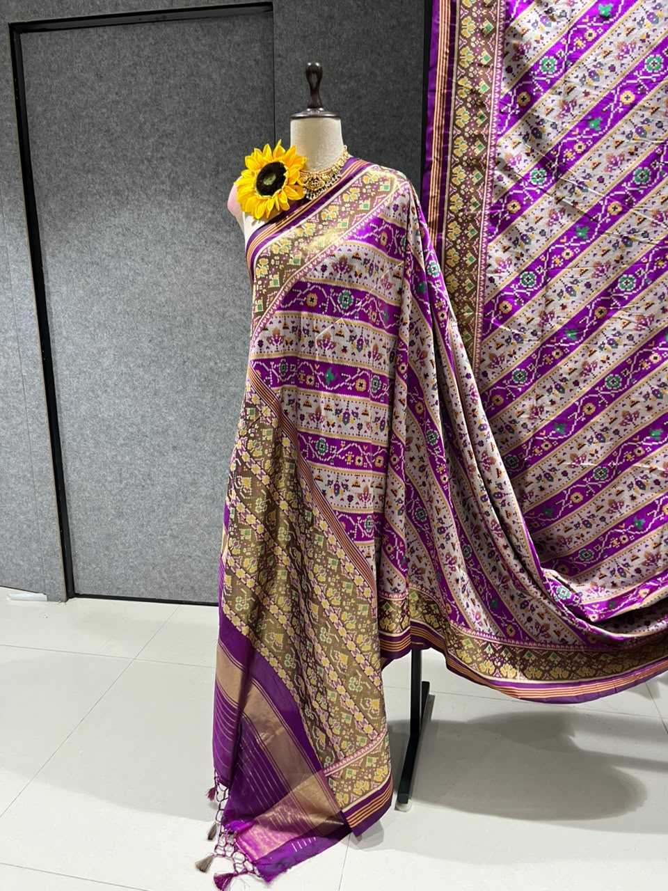 Devashree Banarasi Soft Silk Traditional Saree