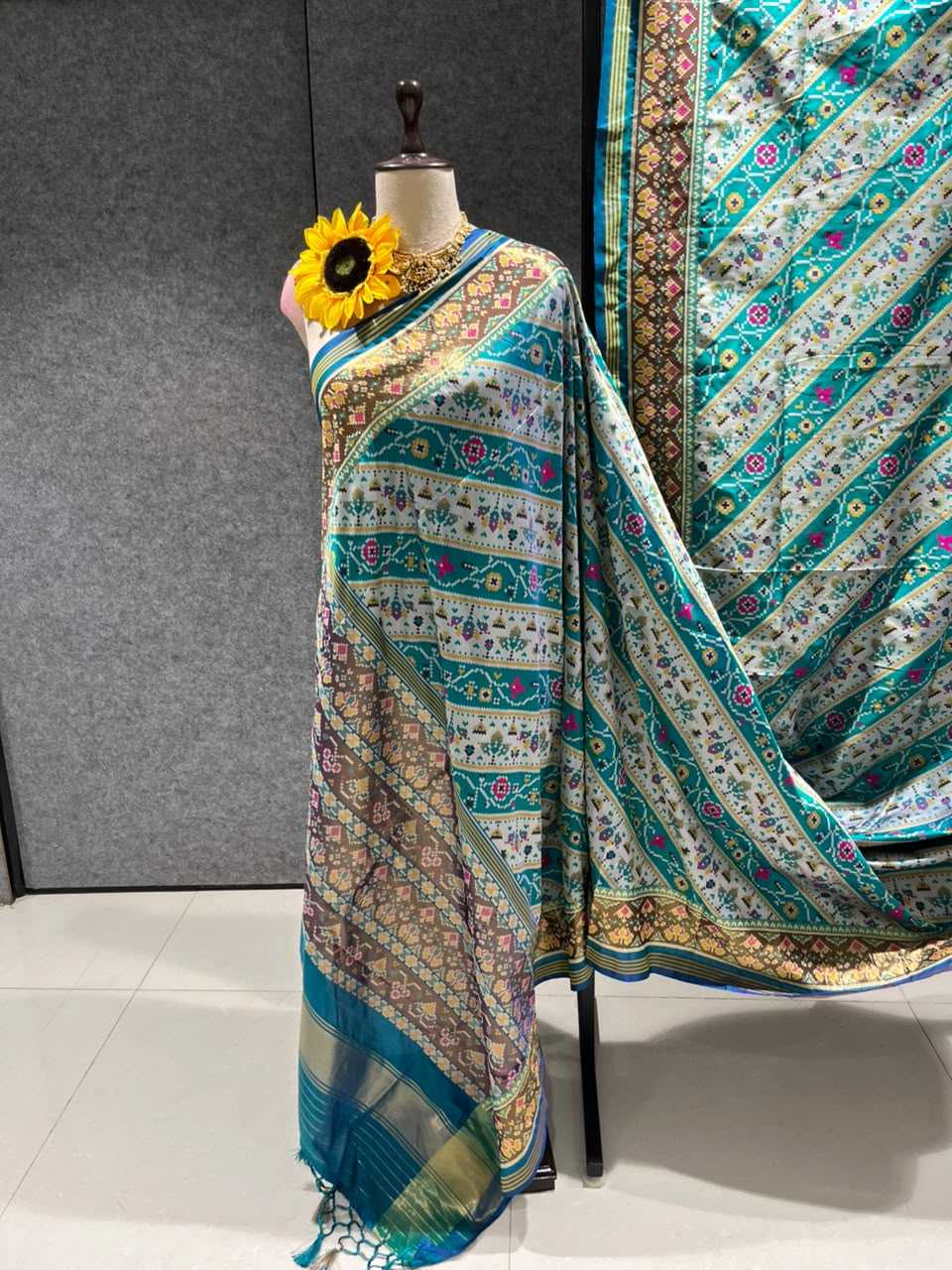Devashree Banarasi Soft Silk Traditional Saree