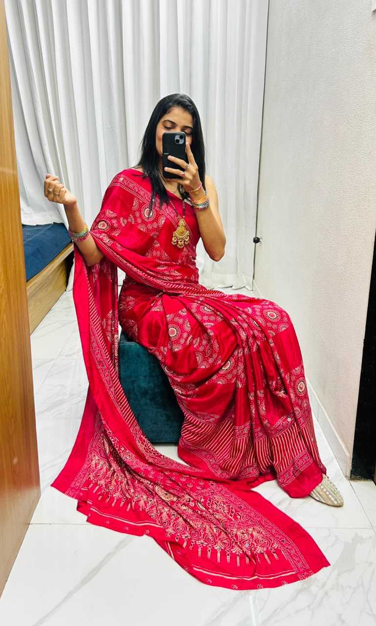 Ishita Gajji Silk Soft Saree