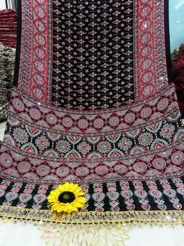 Gajji Silk Lace Border Saree