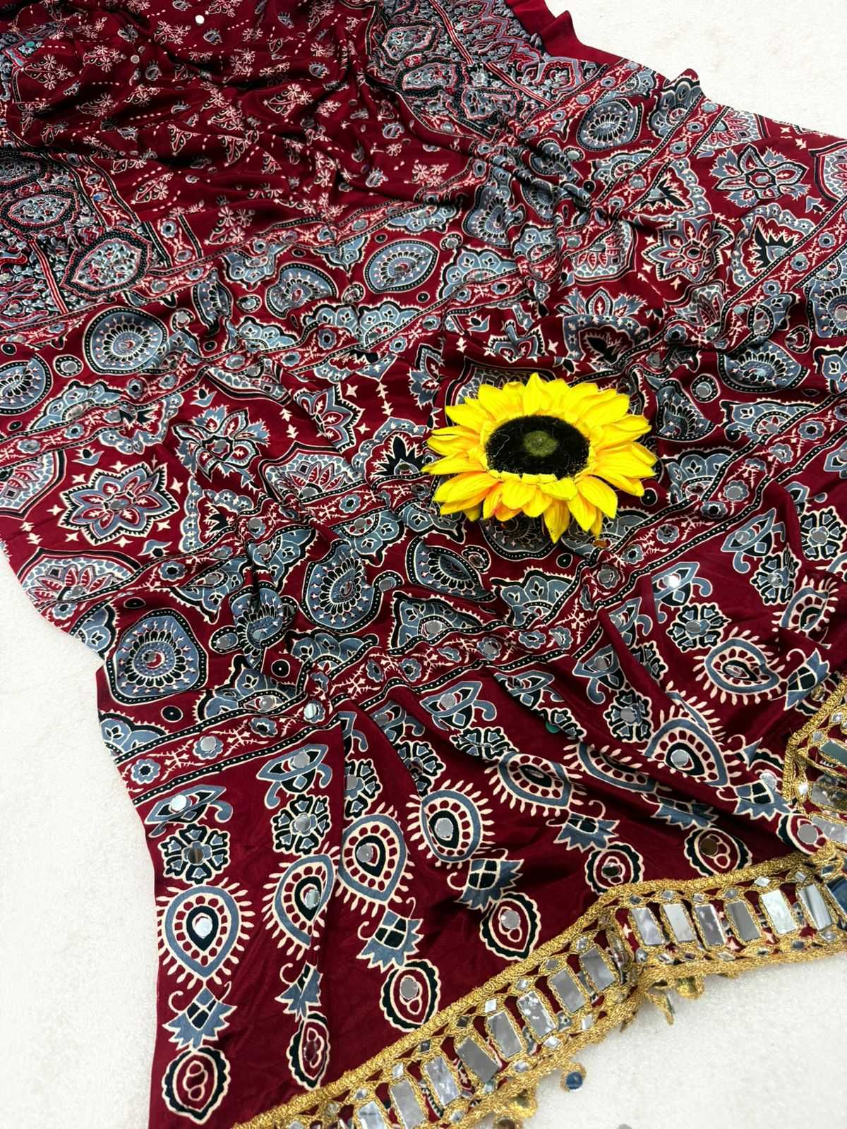 Gajji Silk Lace Border Saree