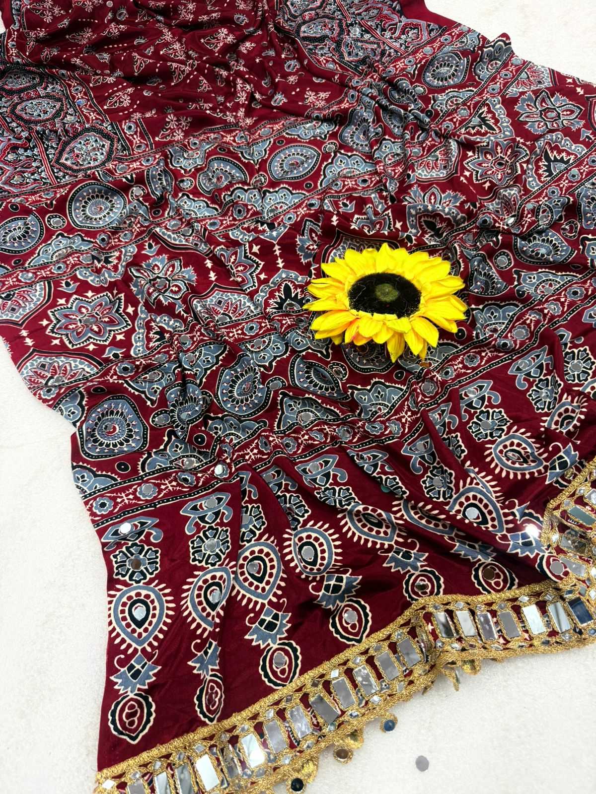 Gajji Silk Lace Border Saree