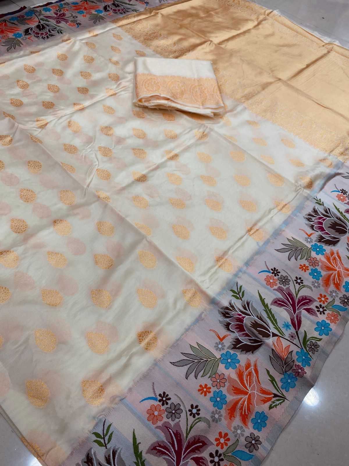 Anvi Lichi Silk Soft Saree