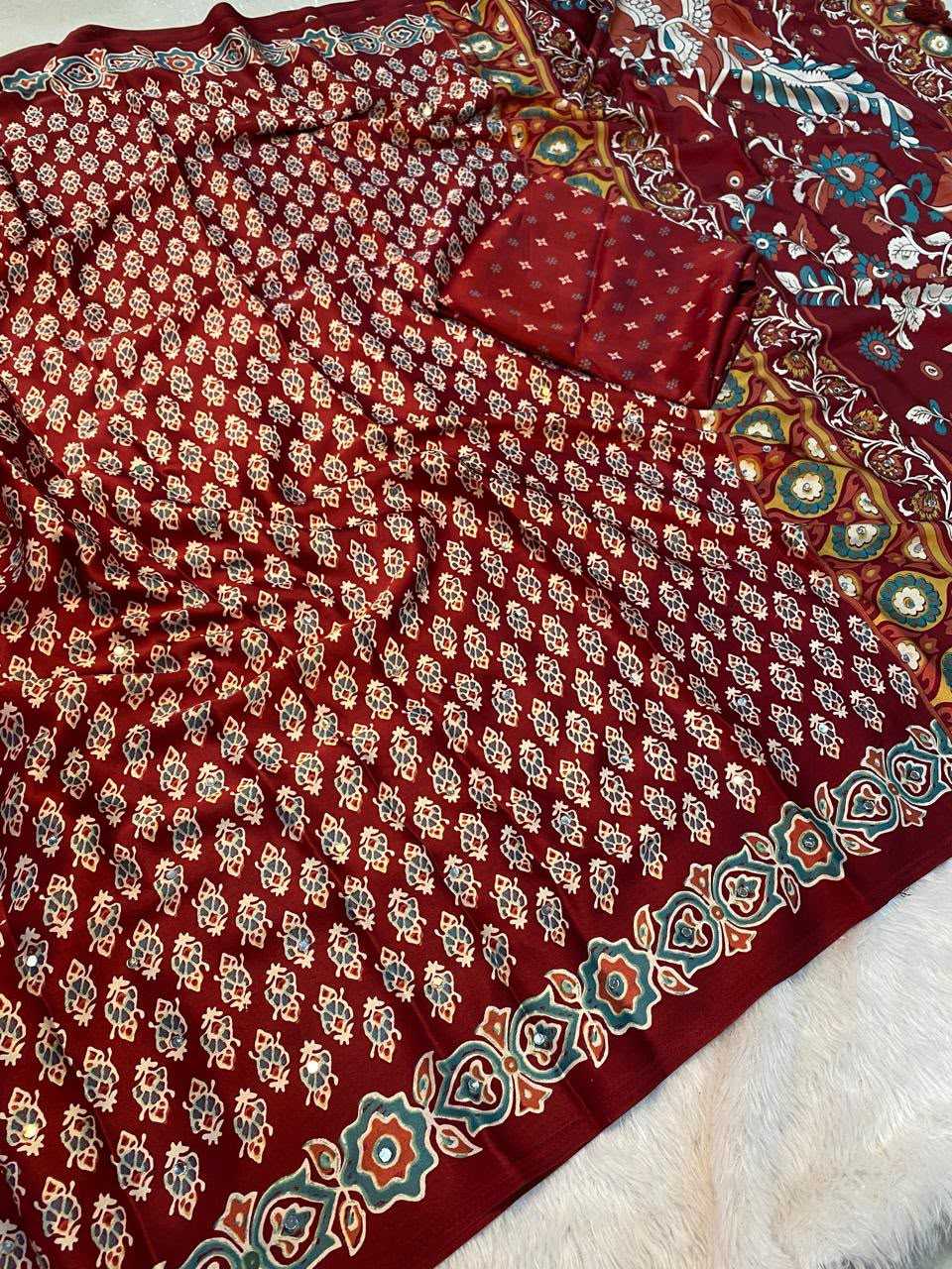 Gaji Japan Sartin Printed Saree