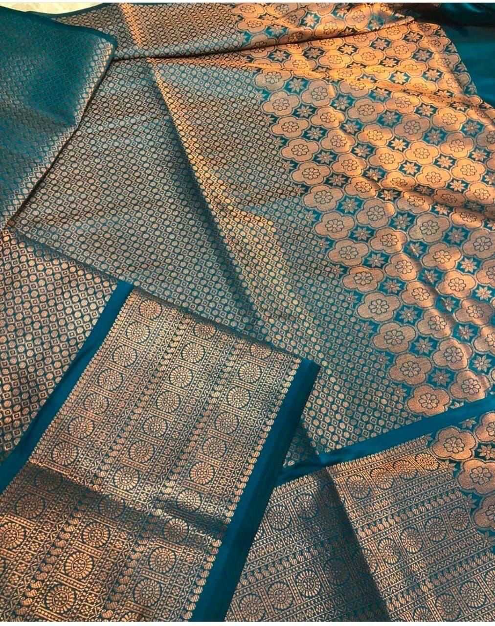 Lichi Silk Jacquard Saree