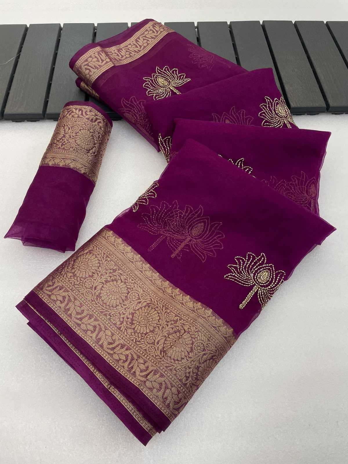 Val Kamal Jacquard Sequence Saree