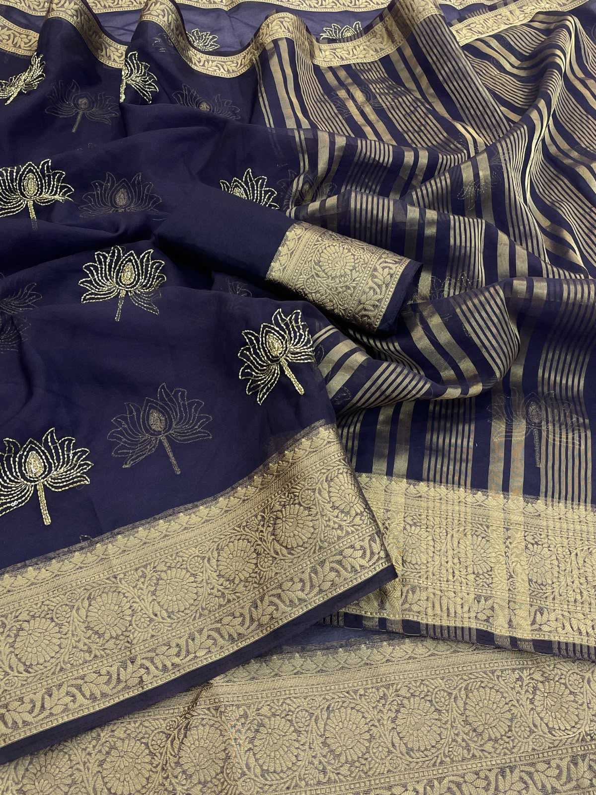 Val Kamal Jacquard Sequence Saree