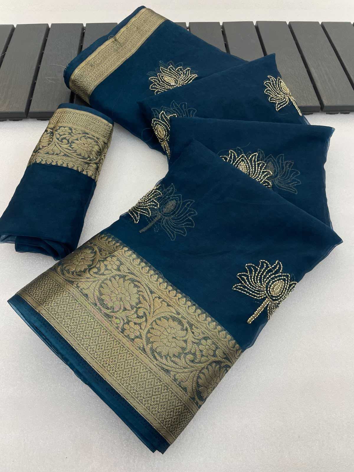 Val Kamal Jacquard Sequence Saree