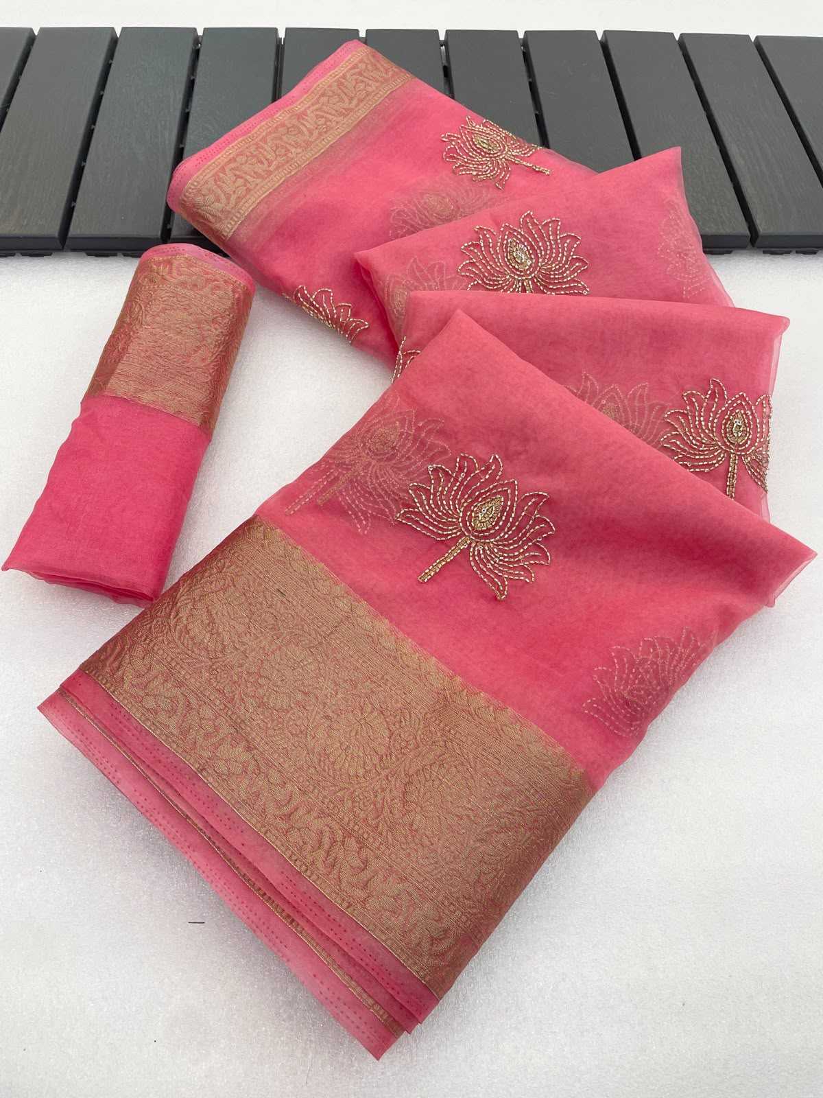 Val Kamal Jacquard Sequence Saree