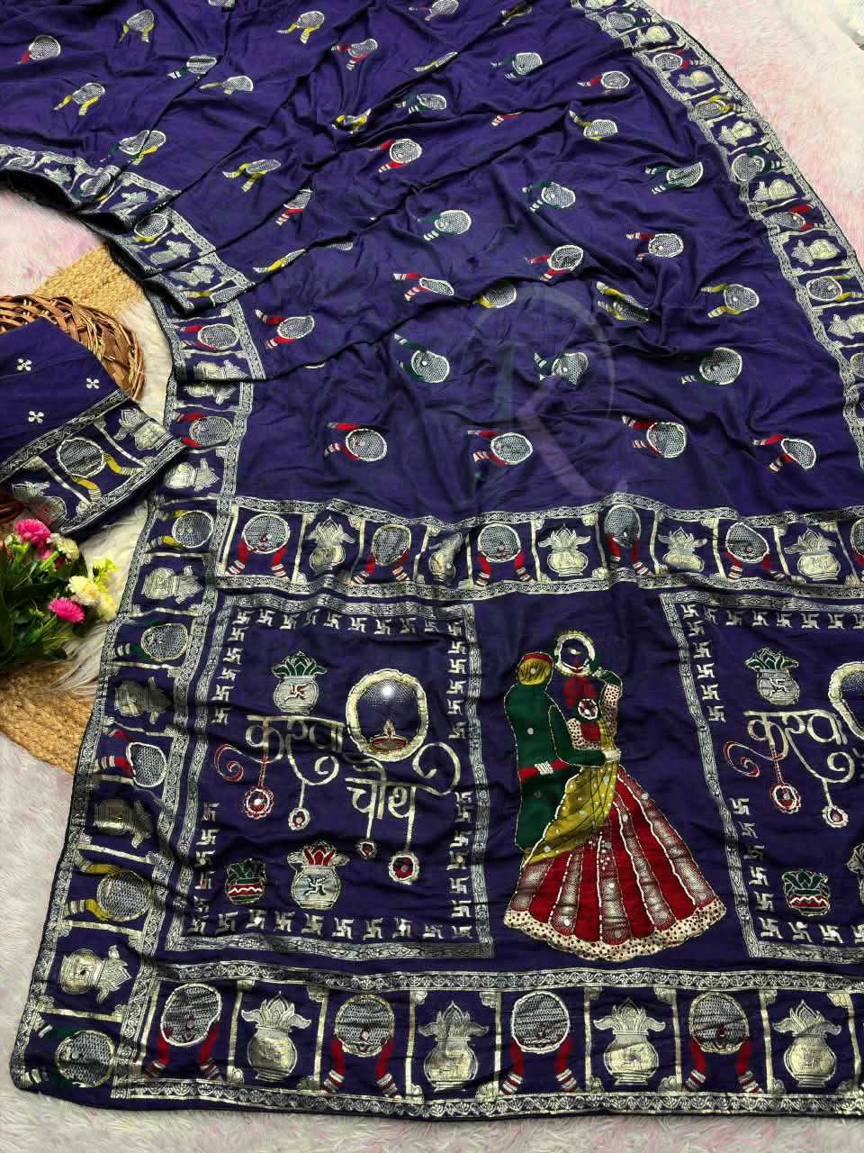 Viscose Mirror Work Saree in Red