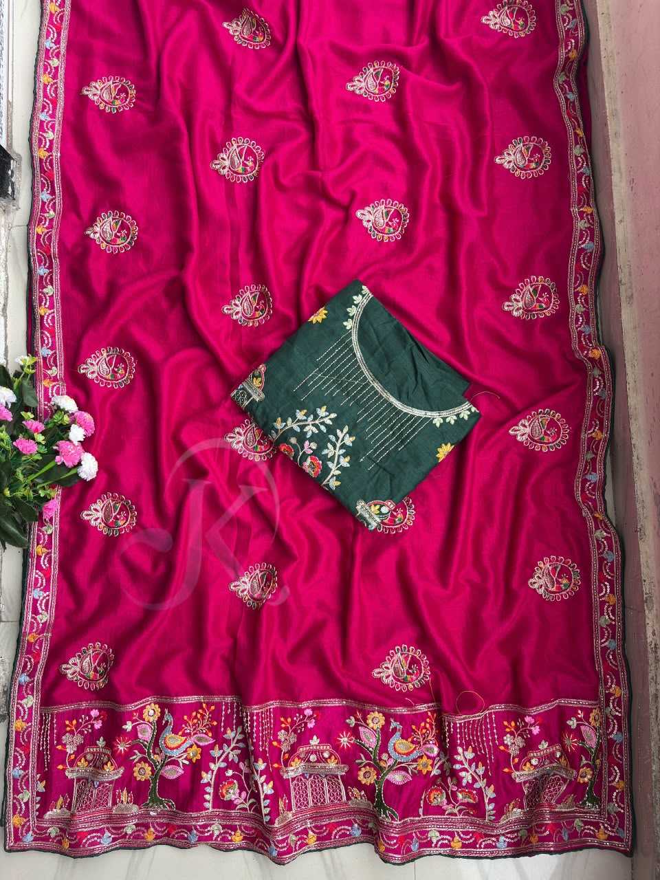 Soft Vichitra Designer Saree in Red
