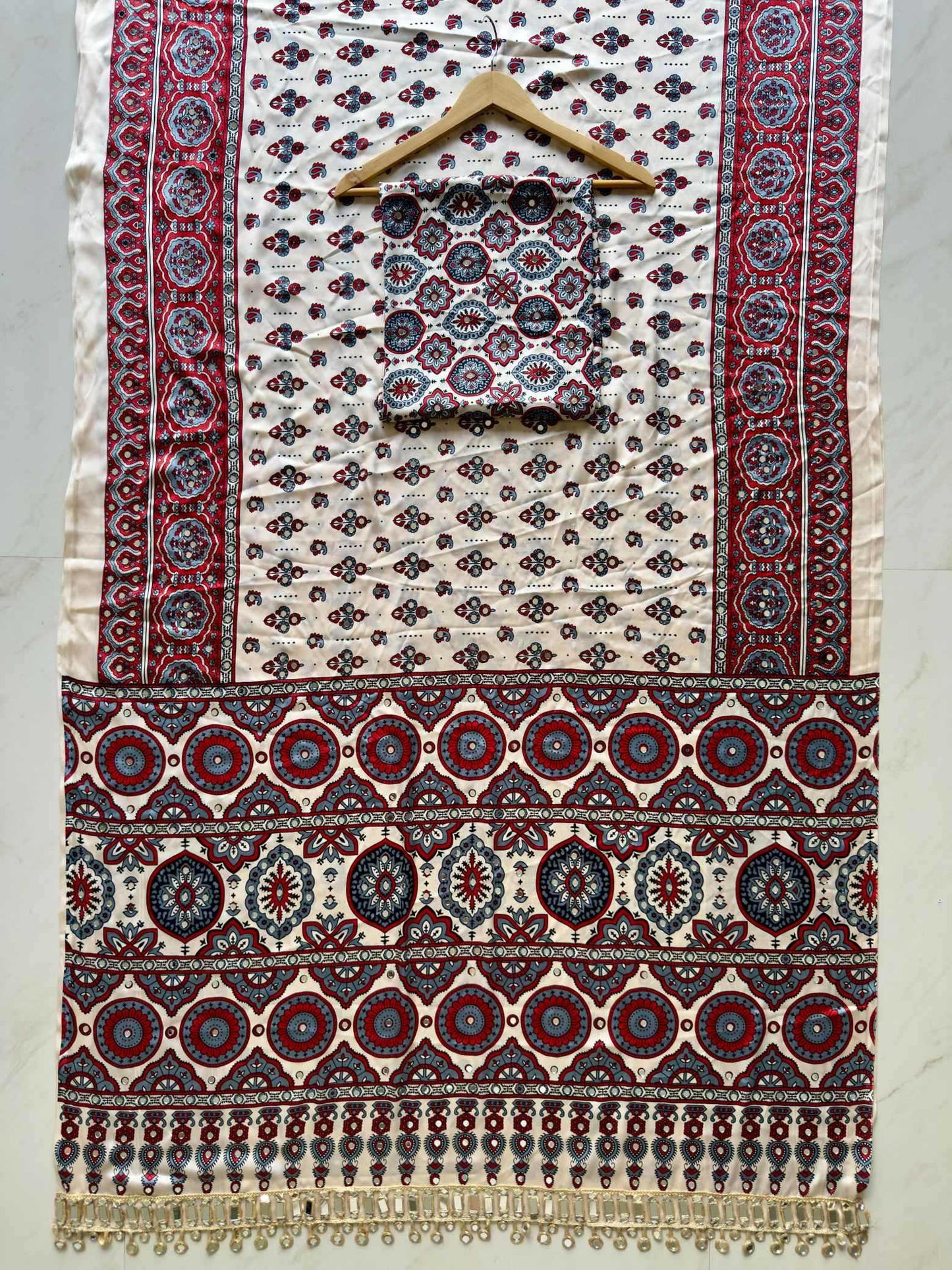 Premium Silk Traditional Saree