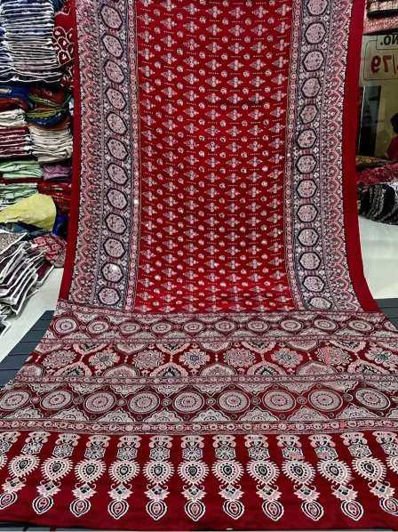 Soft Silk Printed Saree in Red