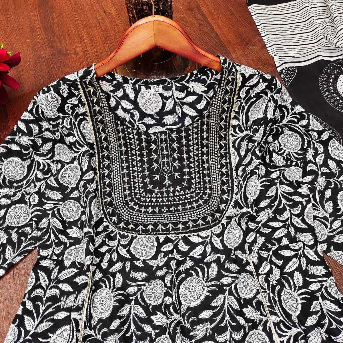 Aaradhya Cotton Printed Gown