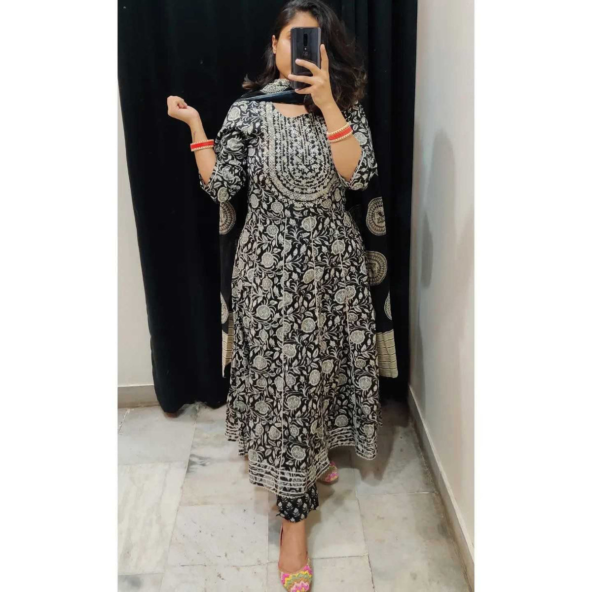 Aaradhya Cotton Printed Gown