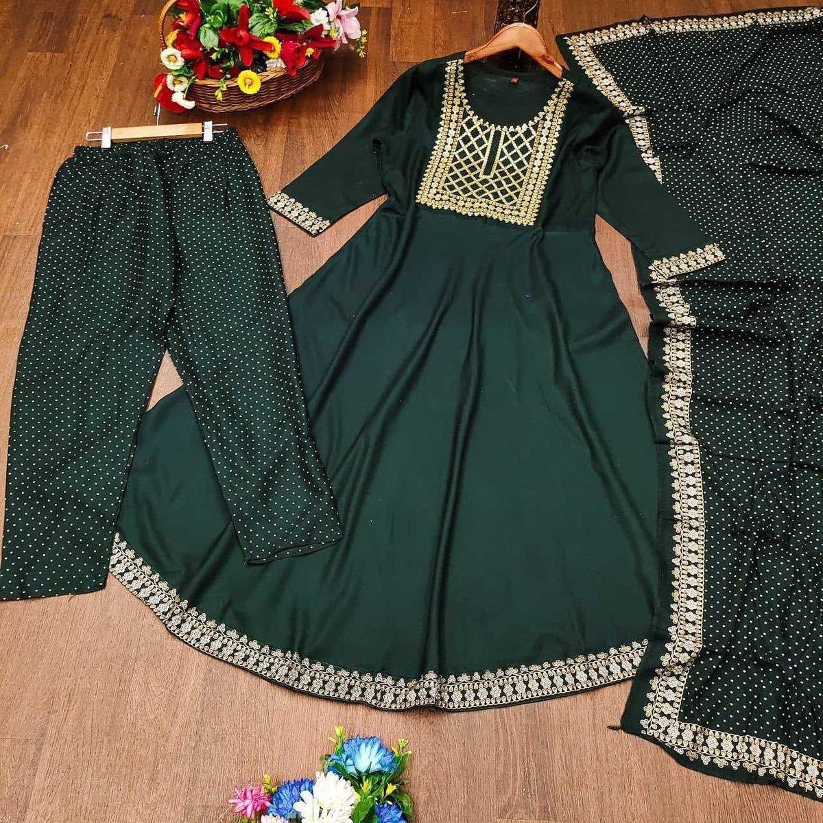 Aaradhya Rayon Ladies Suit