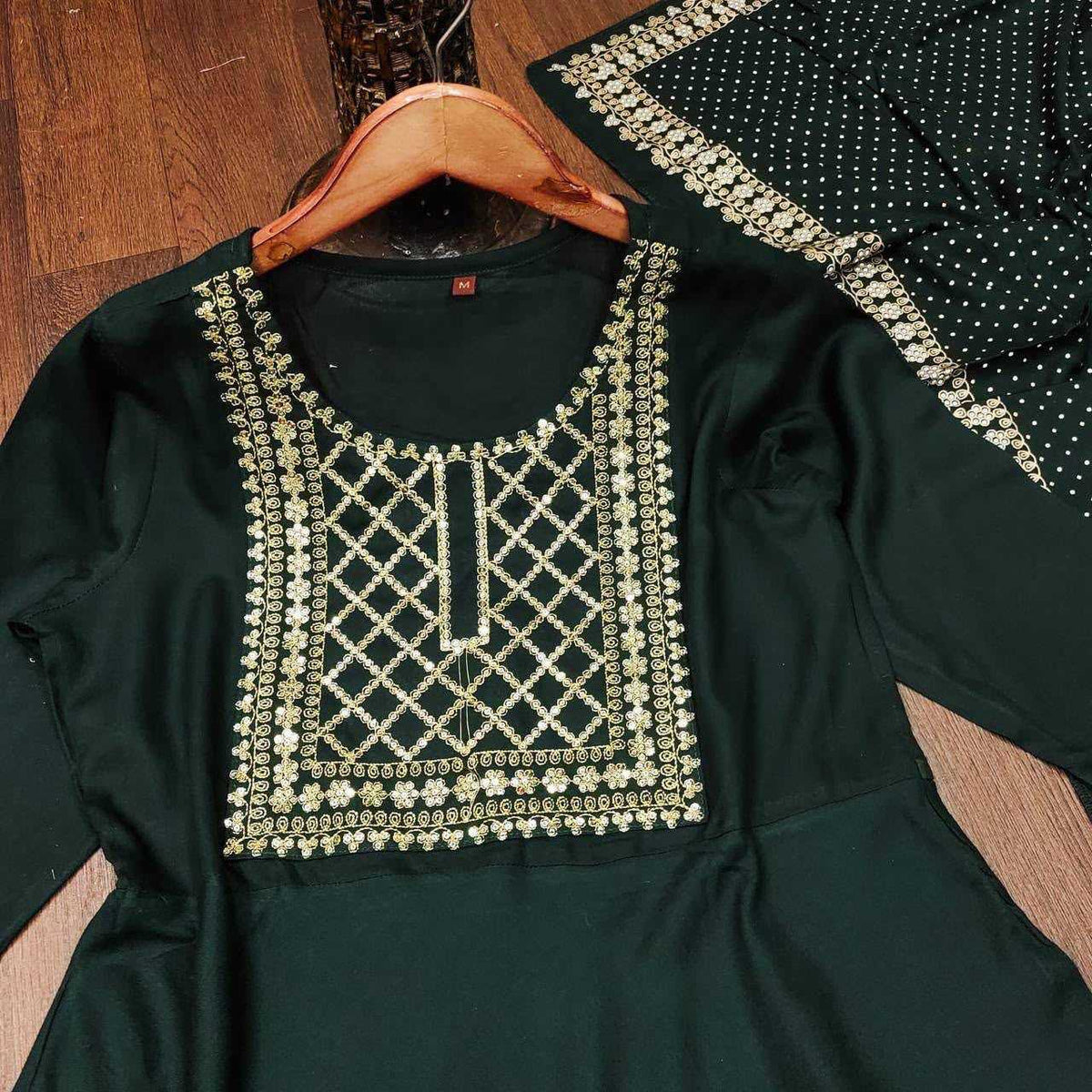 Aaradhya Rayon Ladies Suit