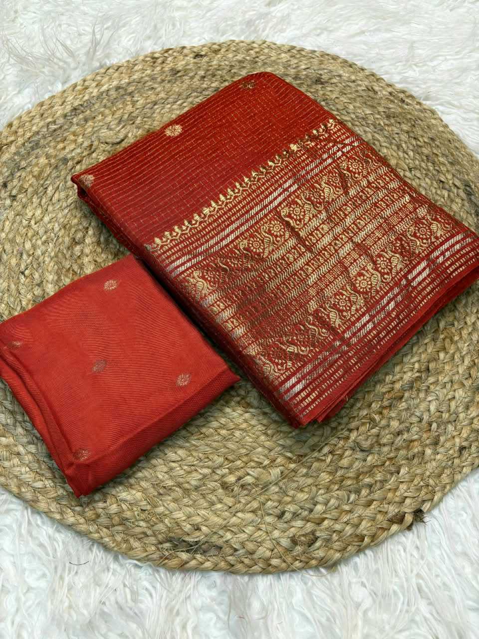 Chhavi Dola Silk Saree