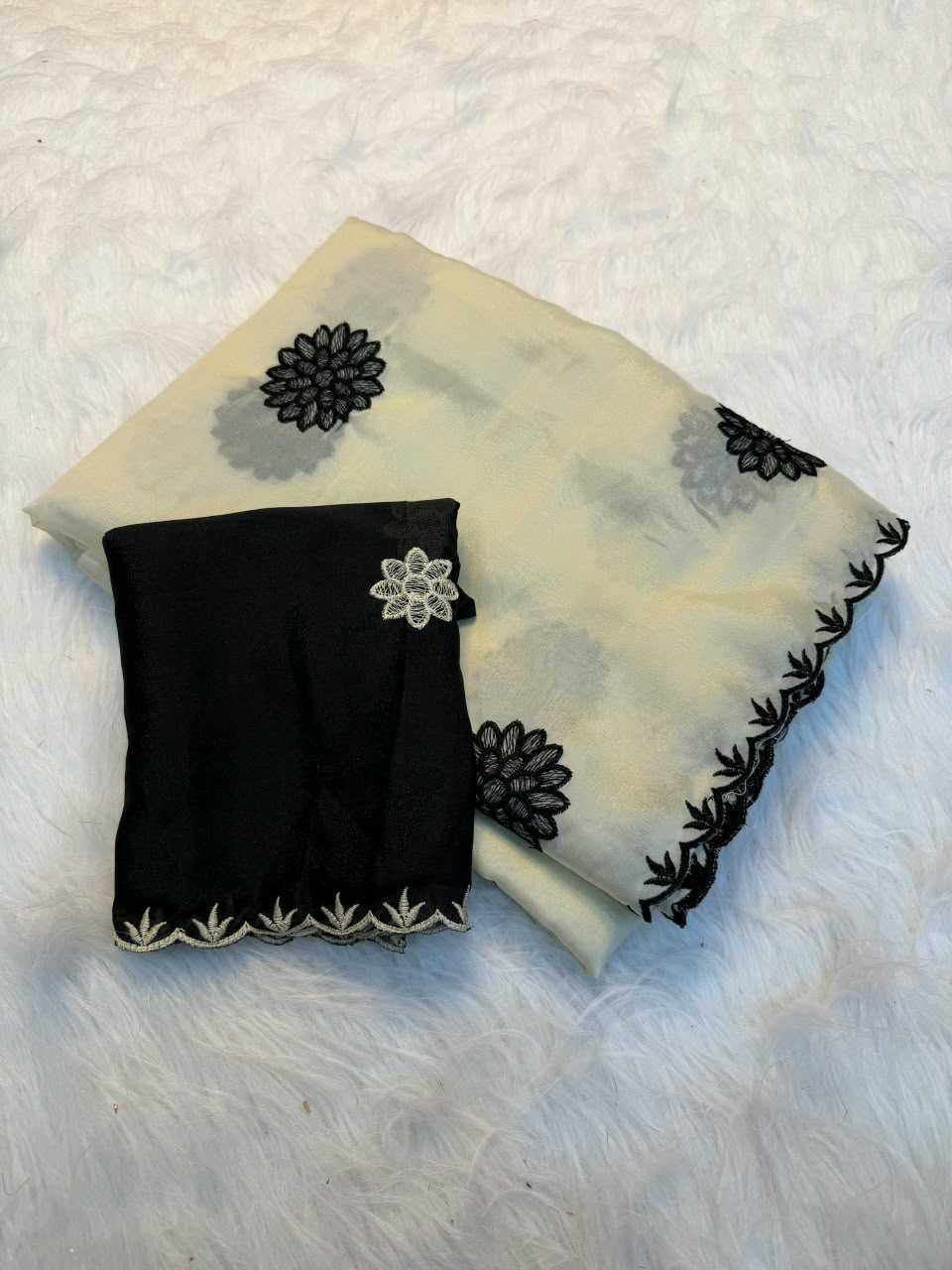 Geet Rangoli Silk Soft Saree