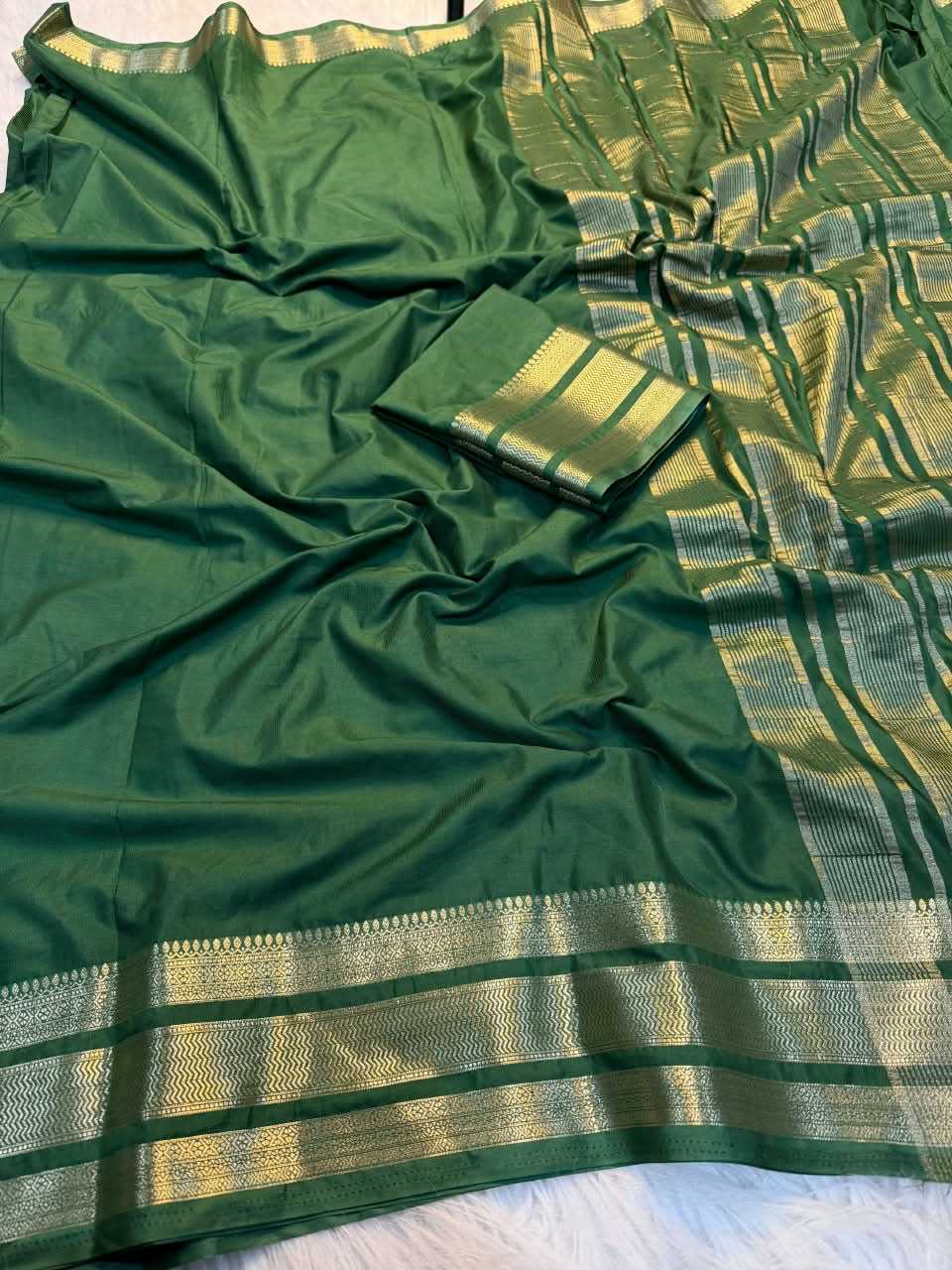 Ira Viscose Designer Saree