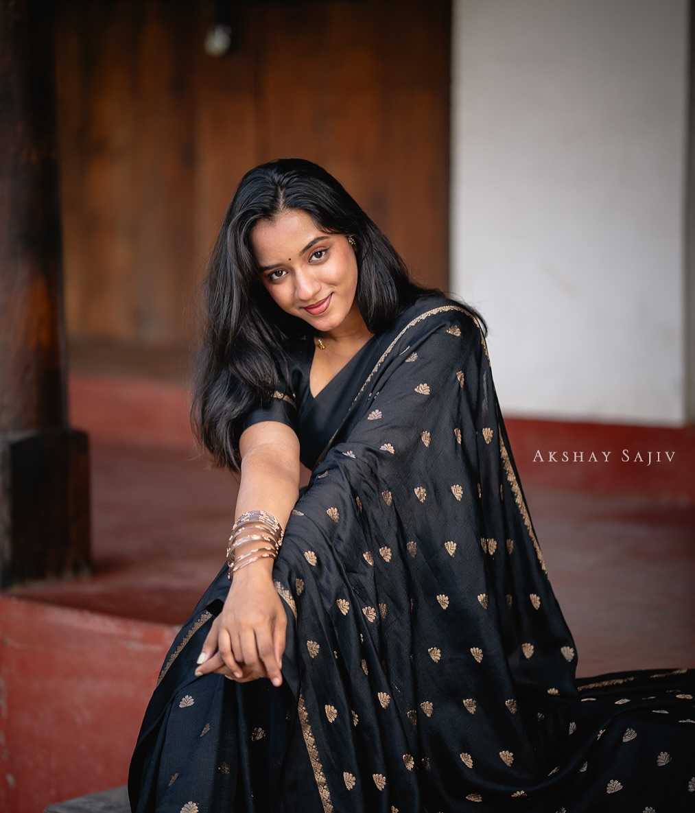 Butta Saree