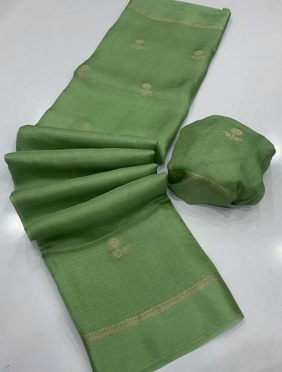 Viscose Jacquard Saree
