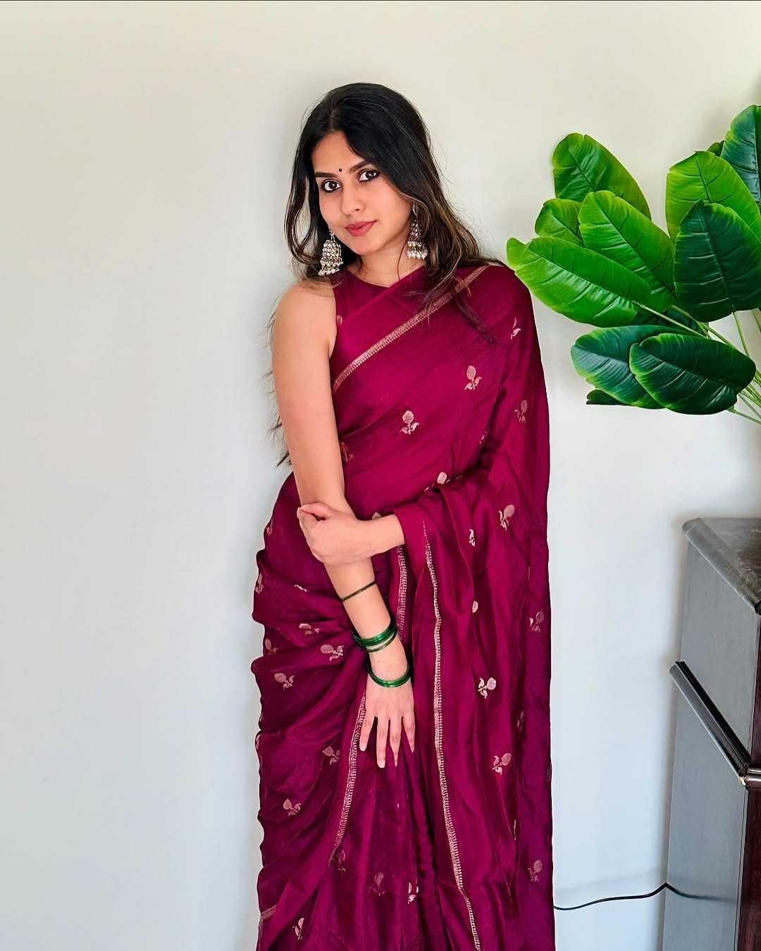 Viscose Jacquard Saree