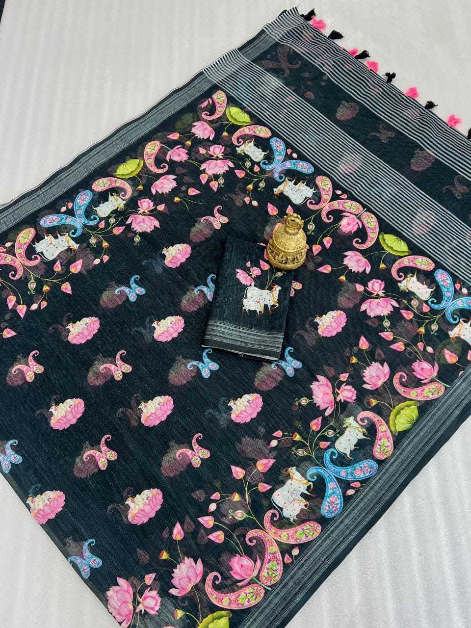 Linen Designer Saree in Pista