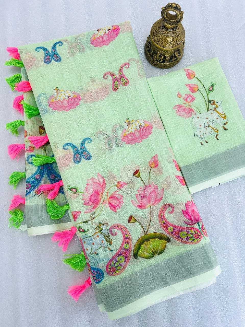 Linen Designer Saree in Pista