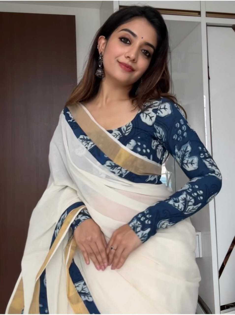 Linen Printed Saree in Violet