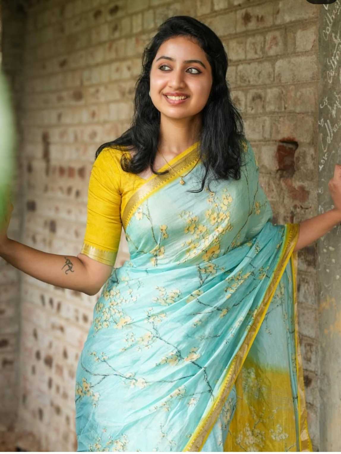 Linen Designer Saree 622