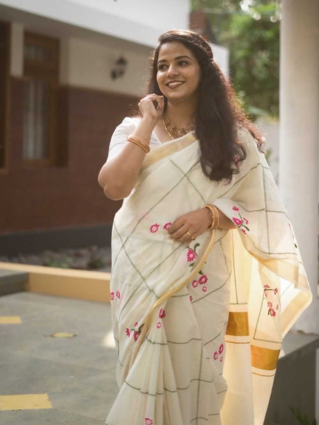 Linen Printed Saree in Black Currant