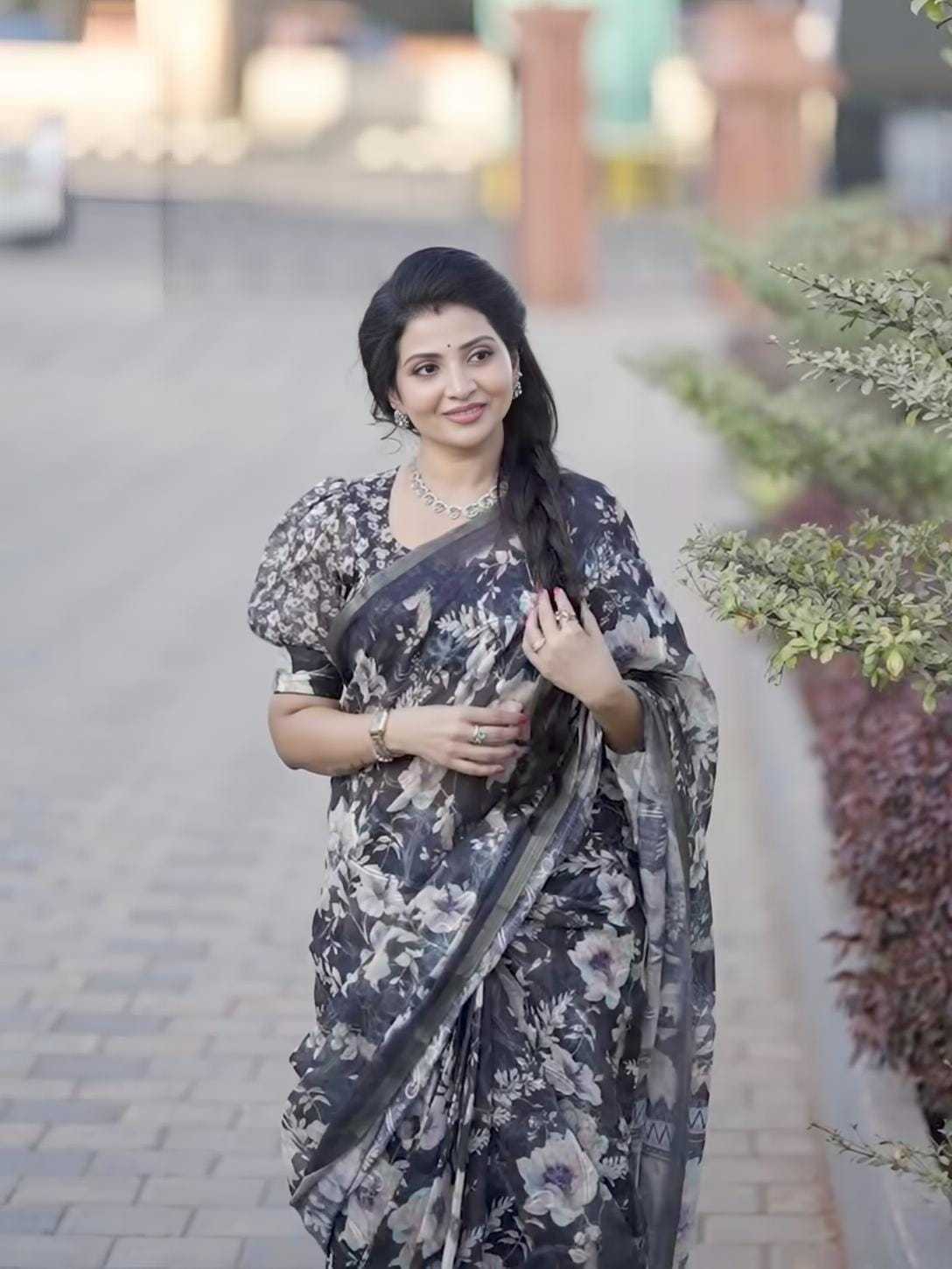 Linen Printed Saree