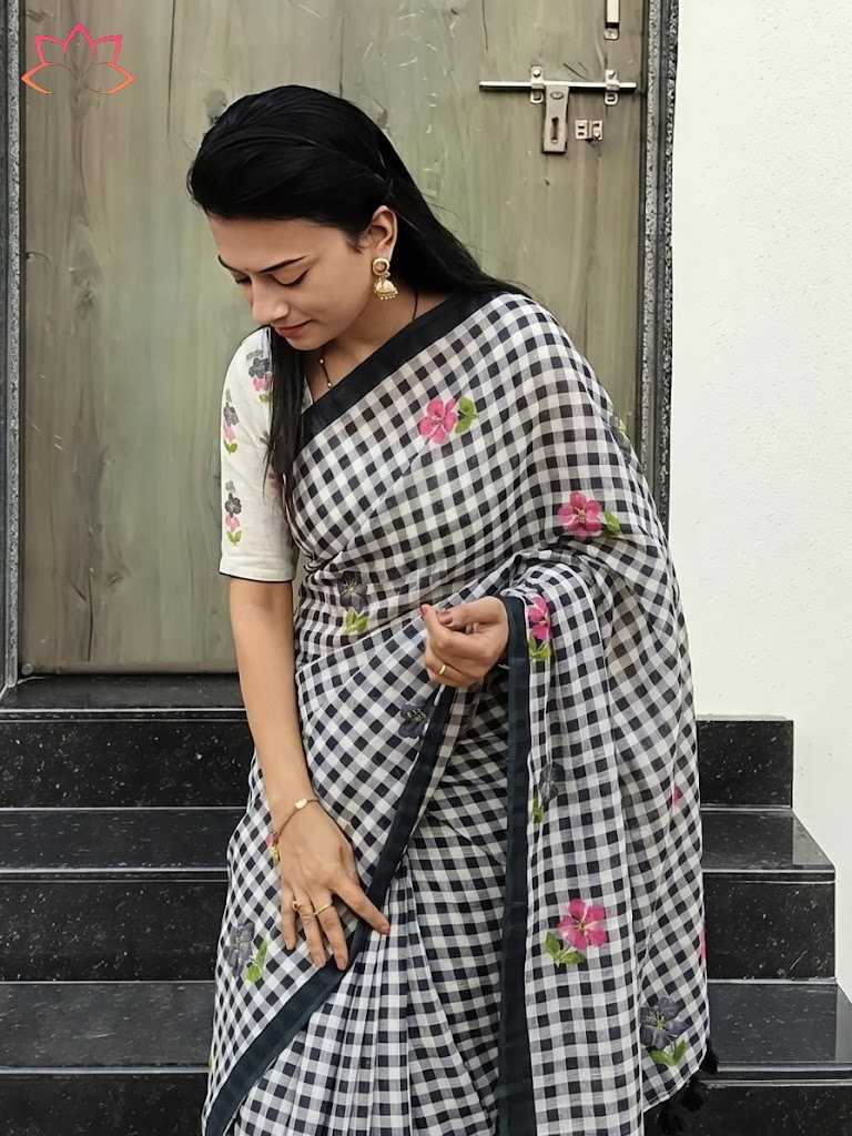 Linen Designer Saree 647