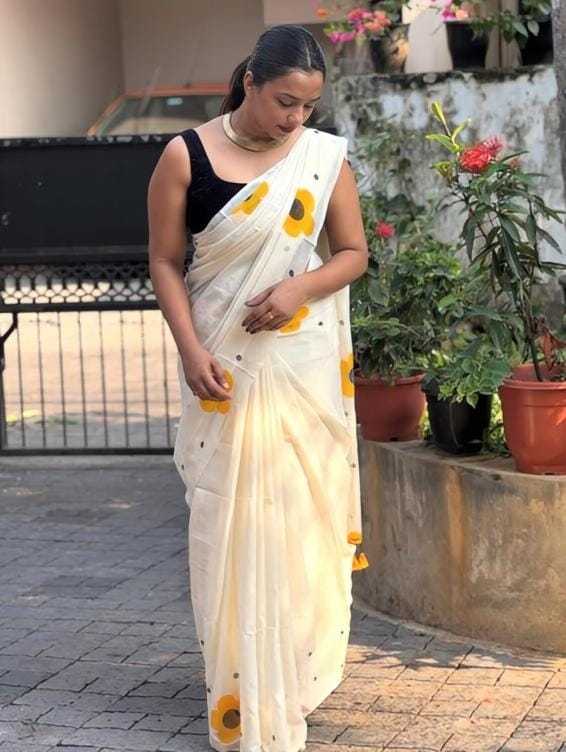 Linen Printed Saree 695