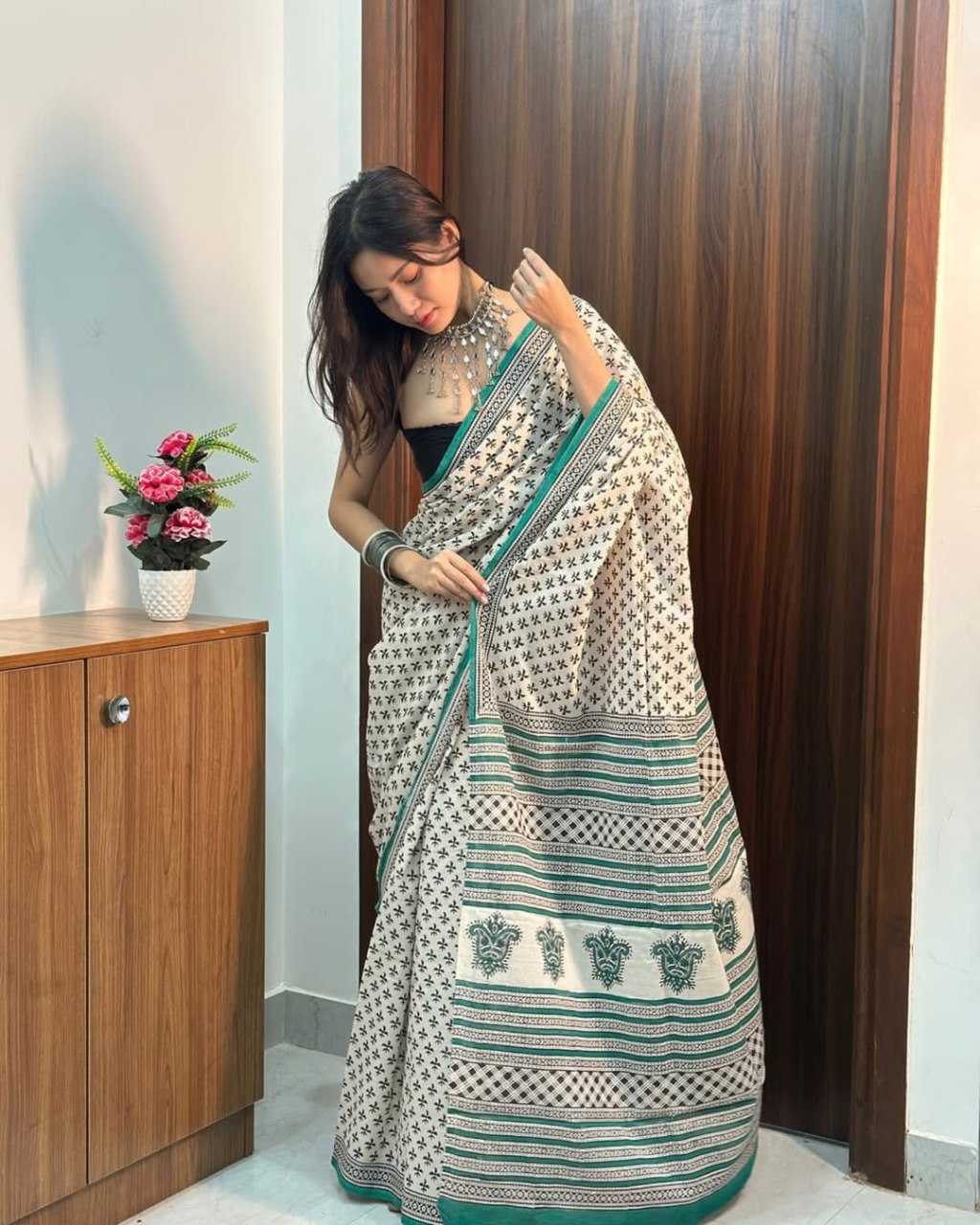 Cotton Ready To Wear Saree 530