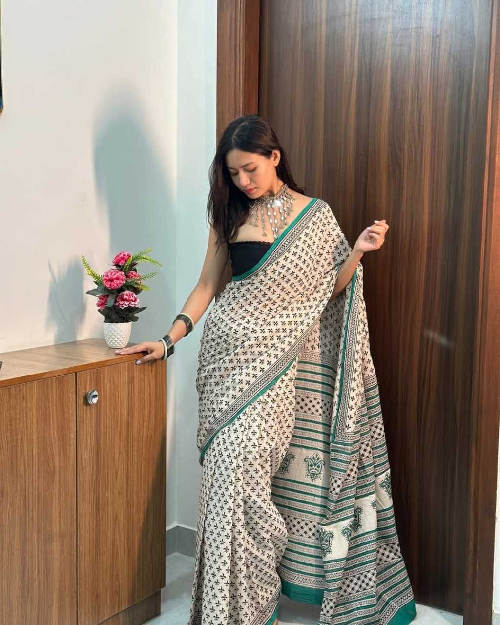 Cotton Ready To Wear Saree 530