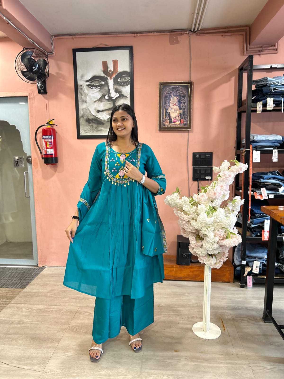 Heavy Roman Silk Embroidery Suit in Purple