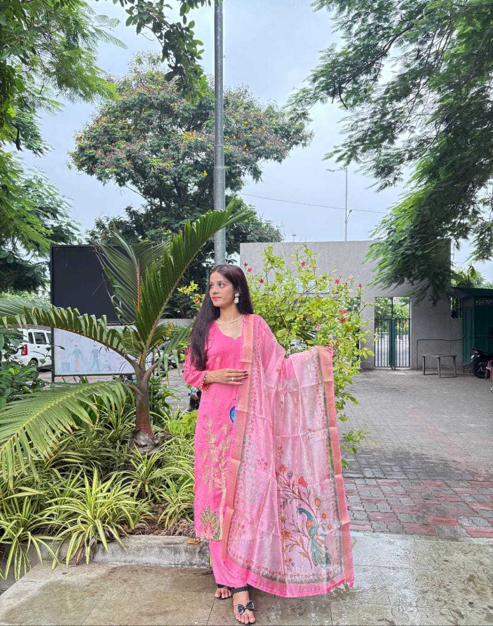 Kavya Vichitra Silk Printed Suit