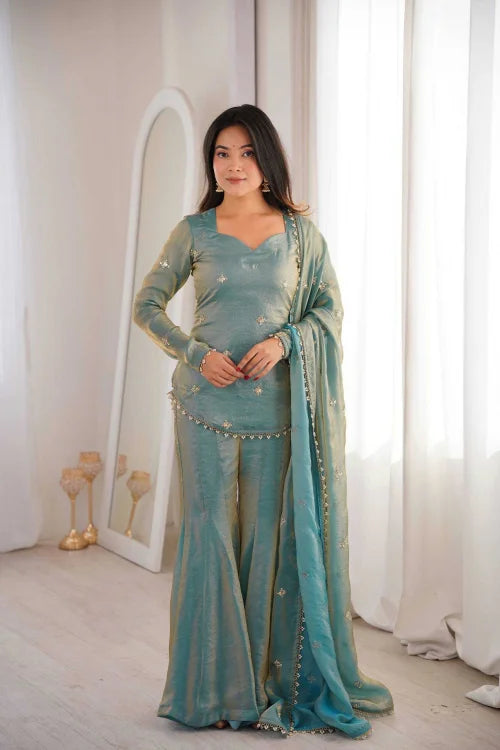 Mplet Fendy Embroidery Suit