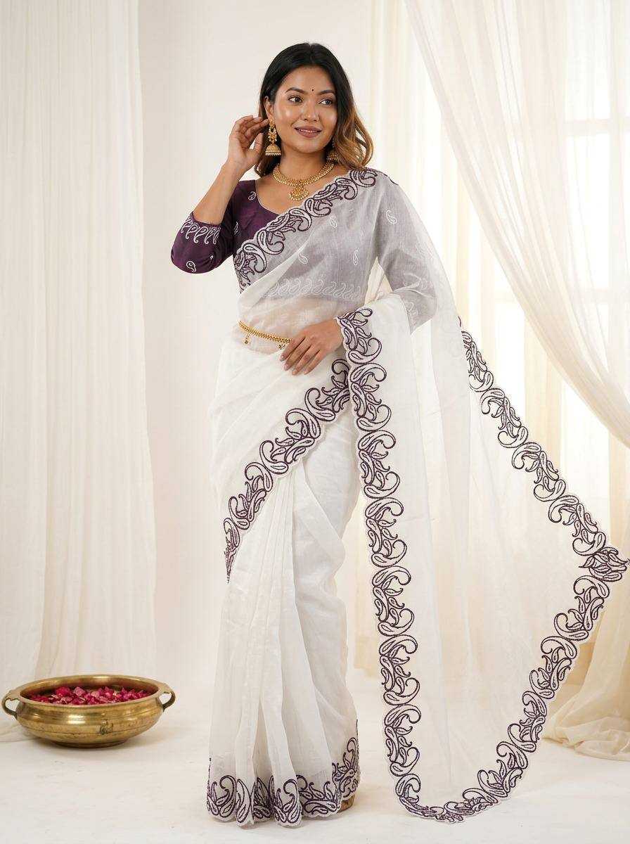 Crunchi Embroidered Saree