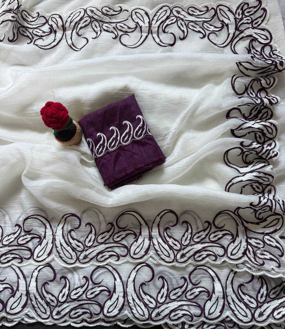 Crunchi Embroidered Saree