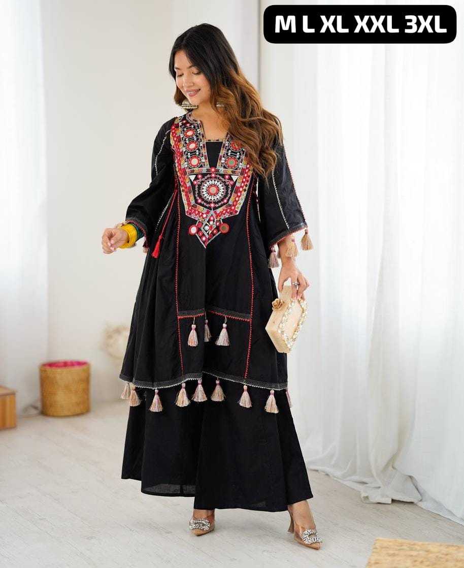 Embroidery Suit