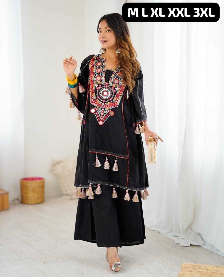 Embroidery Suit