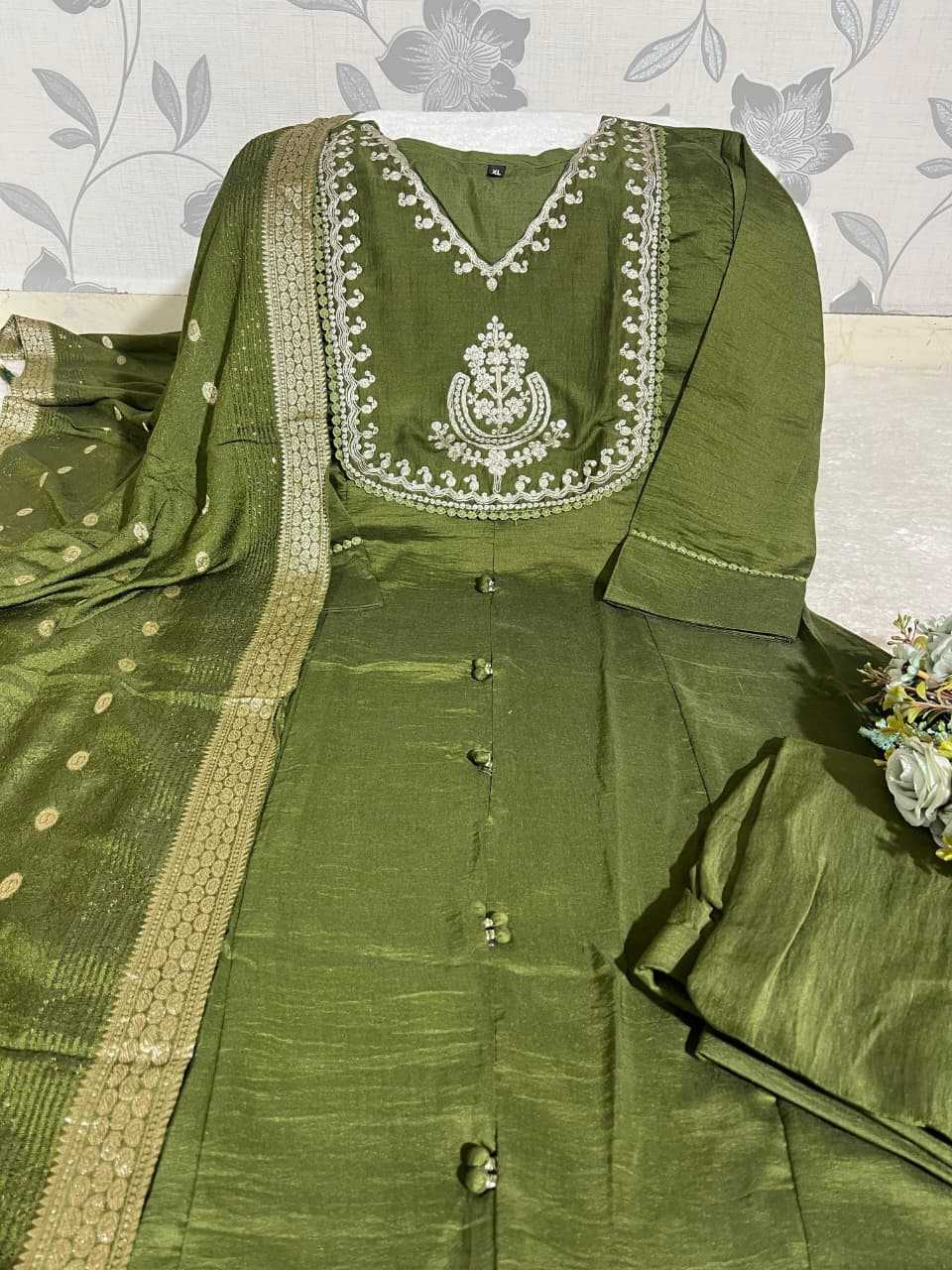 Chinon Festive Kurti