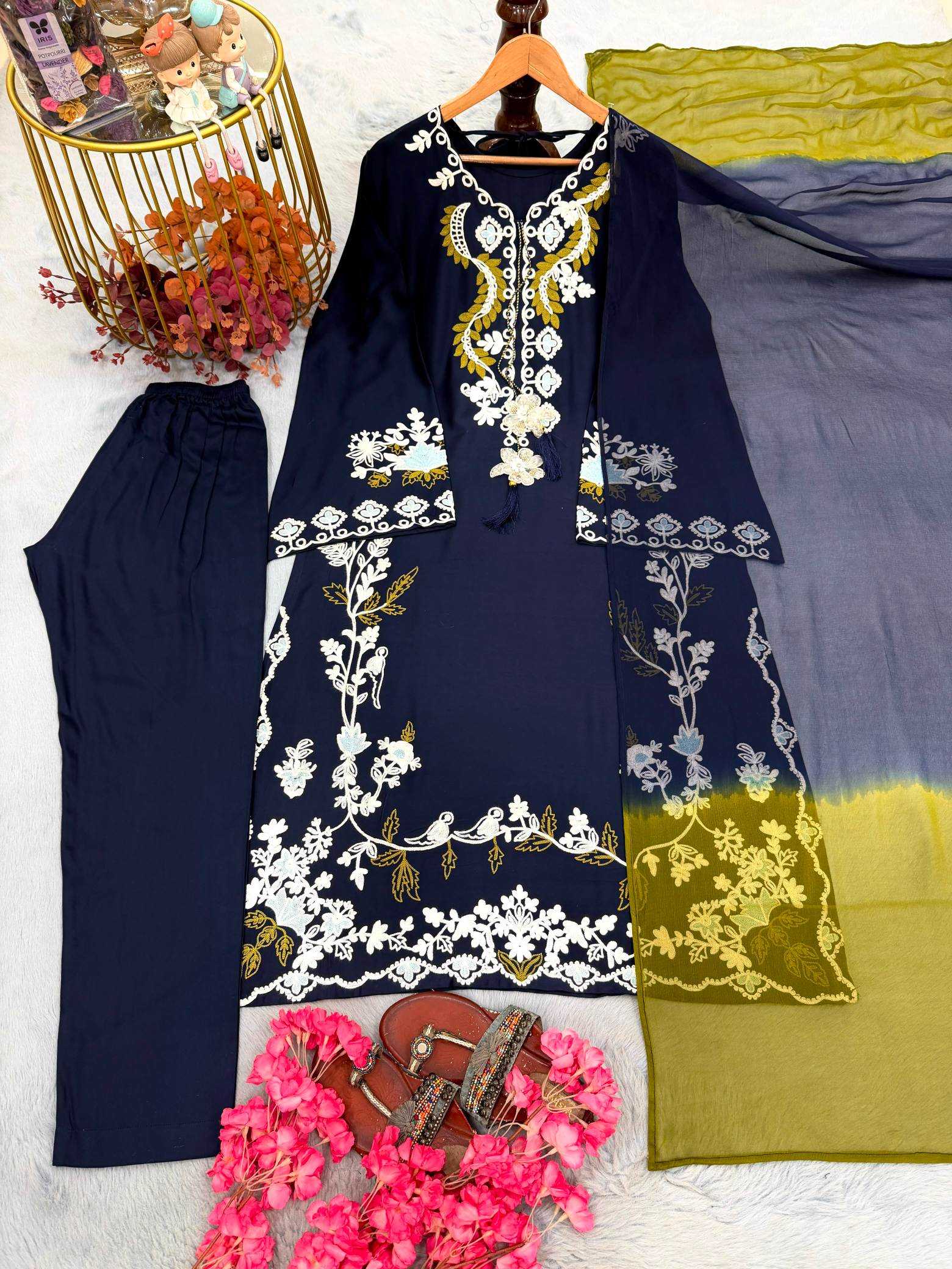 Embroidery Suit