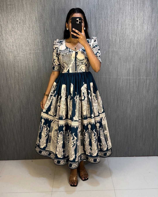 Maslin Printed Gown