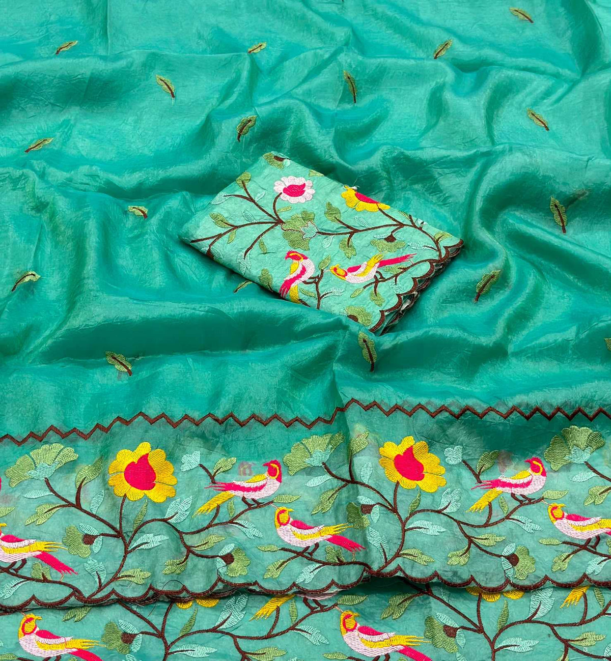 Ishani Crush Silk Soft Saree